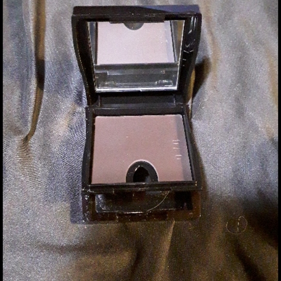 Mary Kay Compact Mini - Picture 3 of 3